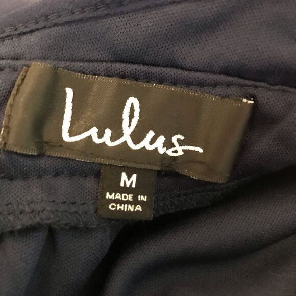 New! Lulu’s Lace Navy Blue Open Back Dress Size M - Picture 4 of 7